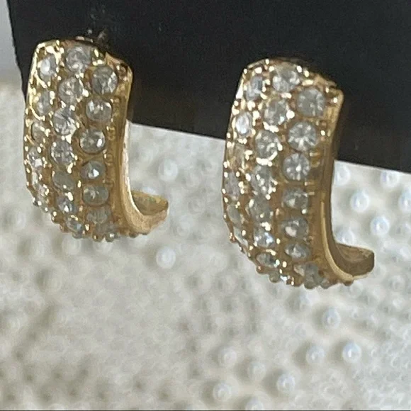 Vintage Roman Gold Tone And Crystal Earrings - Picture 5 of 14